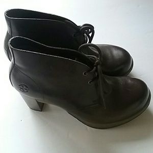 Dr Martens Shoes Dark Brown Size 8
